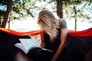 book-read-person-girl-woman-reading-848583-pxhere.com